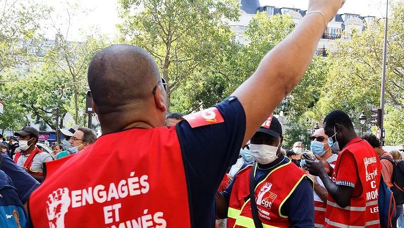 Le bout du tunnel pour les travailleurs ? Le retour des luttes collectives !