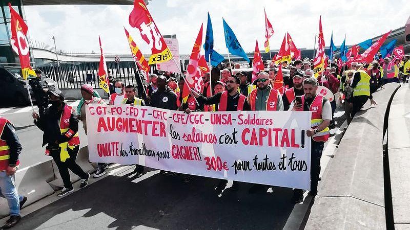 Le camp des travailleurs  doit avoir sa propre politique